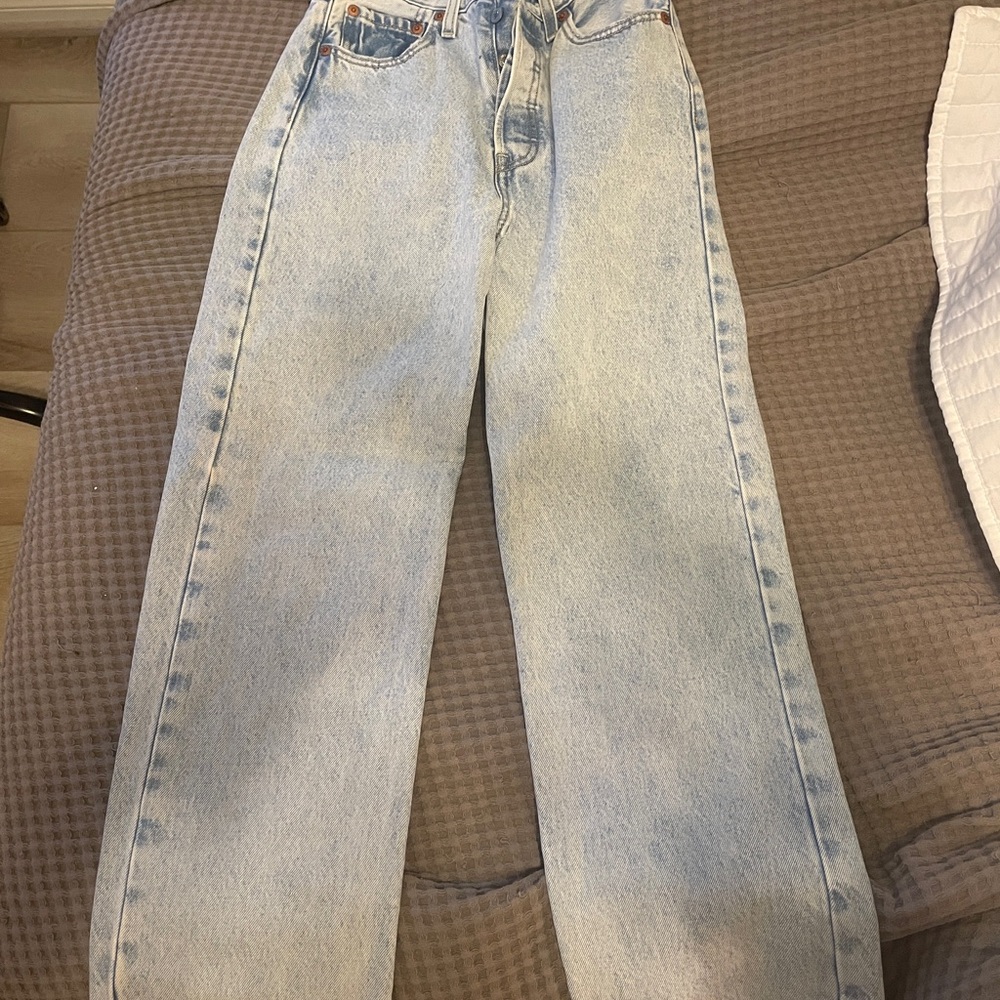 Light Wash Denim Jeans